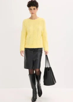 Pull ajouré en maille poilue