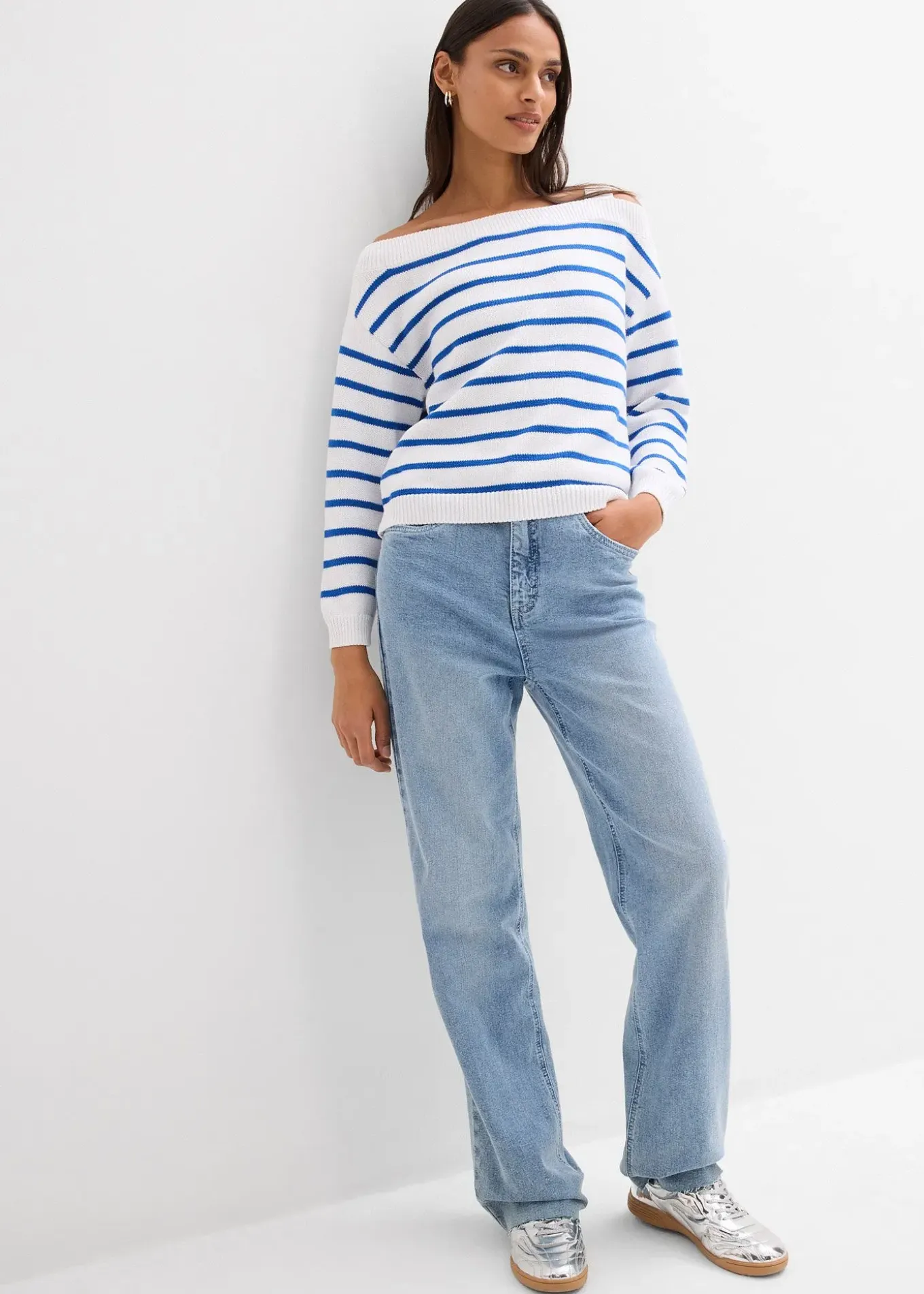 Pull asymétrique ample