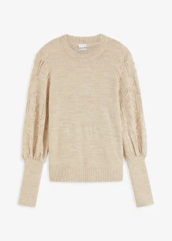 Pull aux manches ajourées
