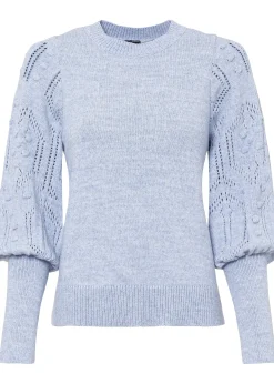 Pull aux manches ajourées
