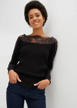 Pull avec dentelle