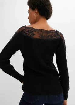 Pull avec dentelle