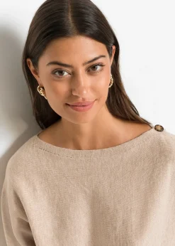 Pull avec détails boutons