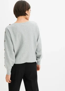 Pull avec détails boutons