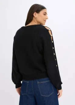 Pull avec perles métalliques