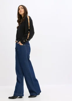 Pull avec perles métalliques