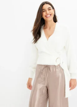 Pull cache-cœur avec accessoire