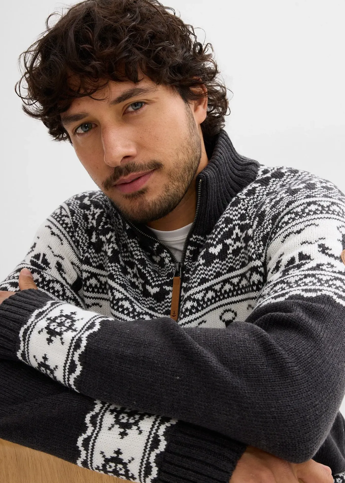 Pull camionneur à motif norvégien marin