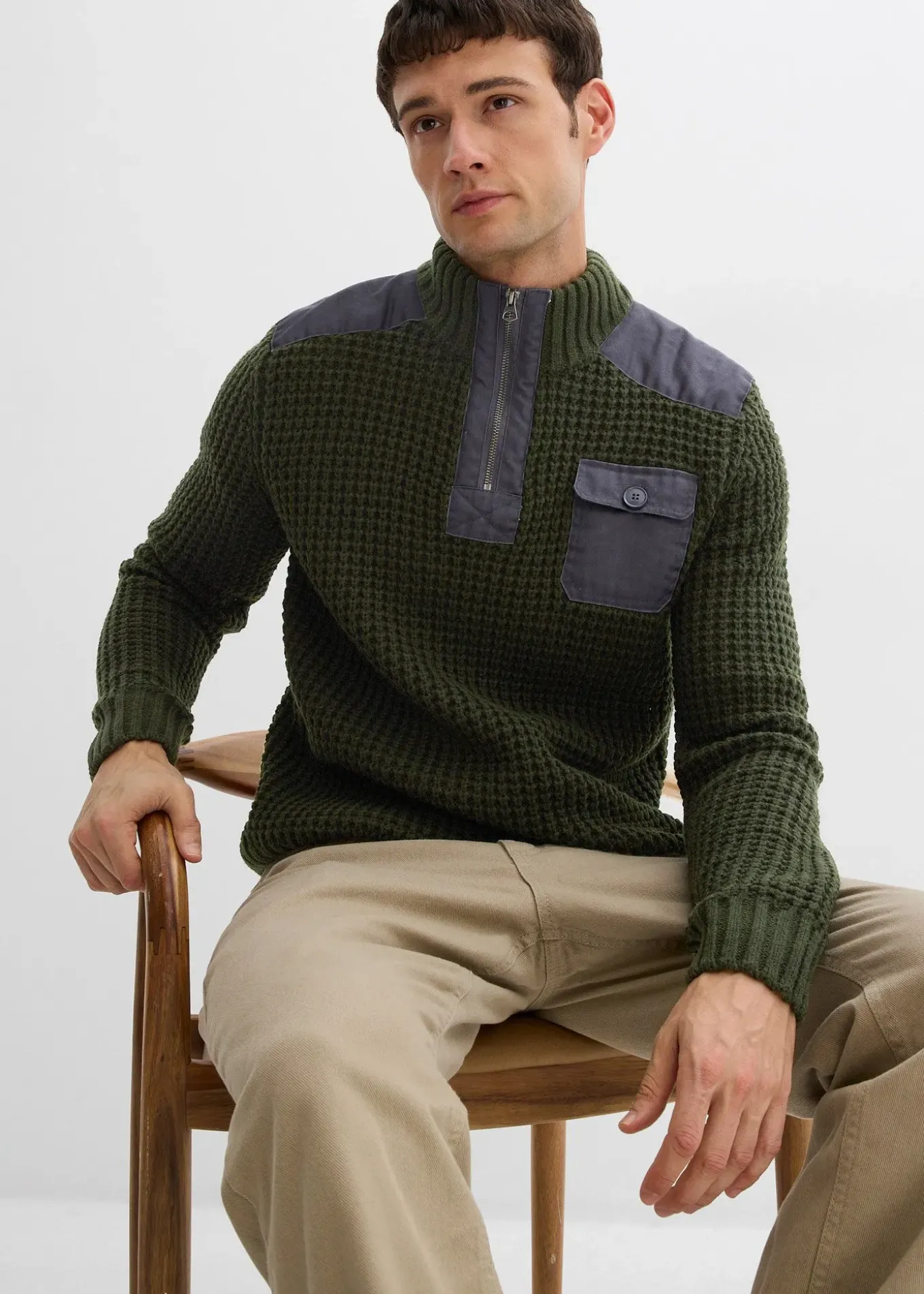 Pull camionneur en grosse maille avec empiècements en tissu