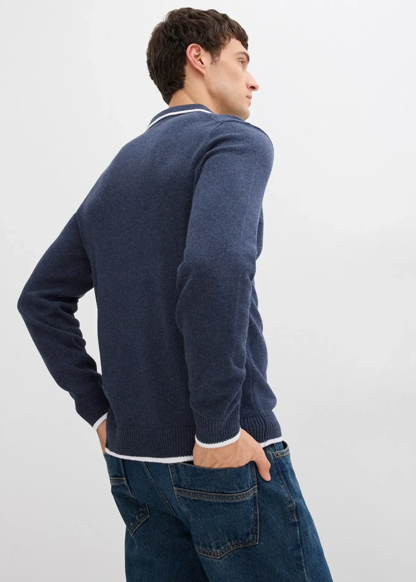 Pull col polo en coton recyclé majoritaire