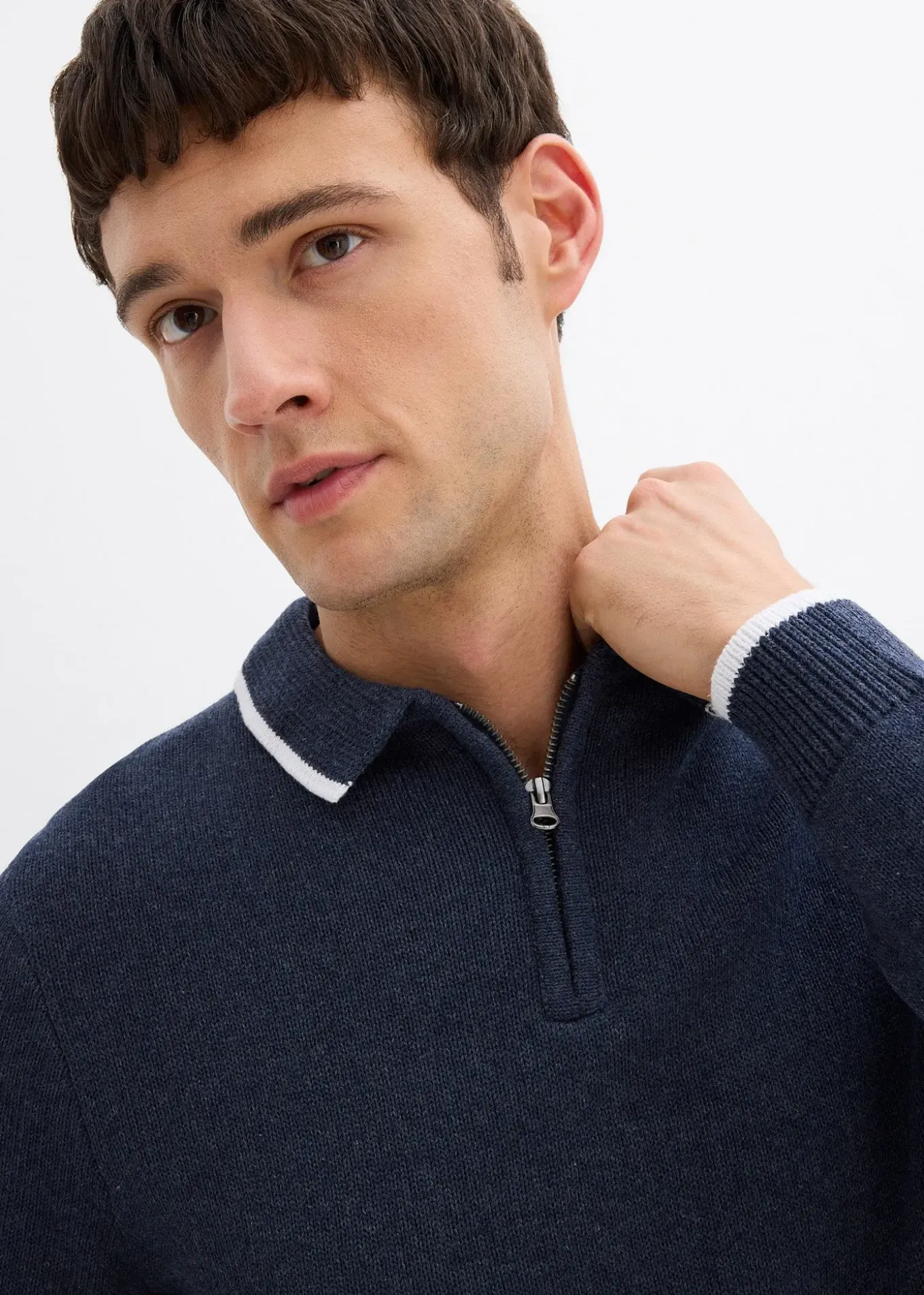 Pull col polo en coton recyclé majoritaire