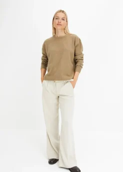 Pull col rond à épaules descendues