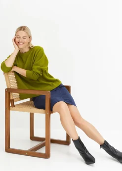 Pull col rond à épaules descendues