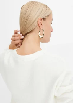 Pull col rond à épaules descendues