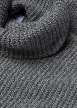 Pull col roulé en maille côtelée