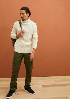 Pull col roulé en maille torsadée