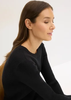 Pull doux en fine maille de viscose mélangée