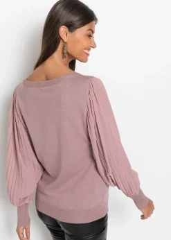 Pull doux en fine maille, viscose majoritaire