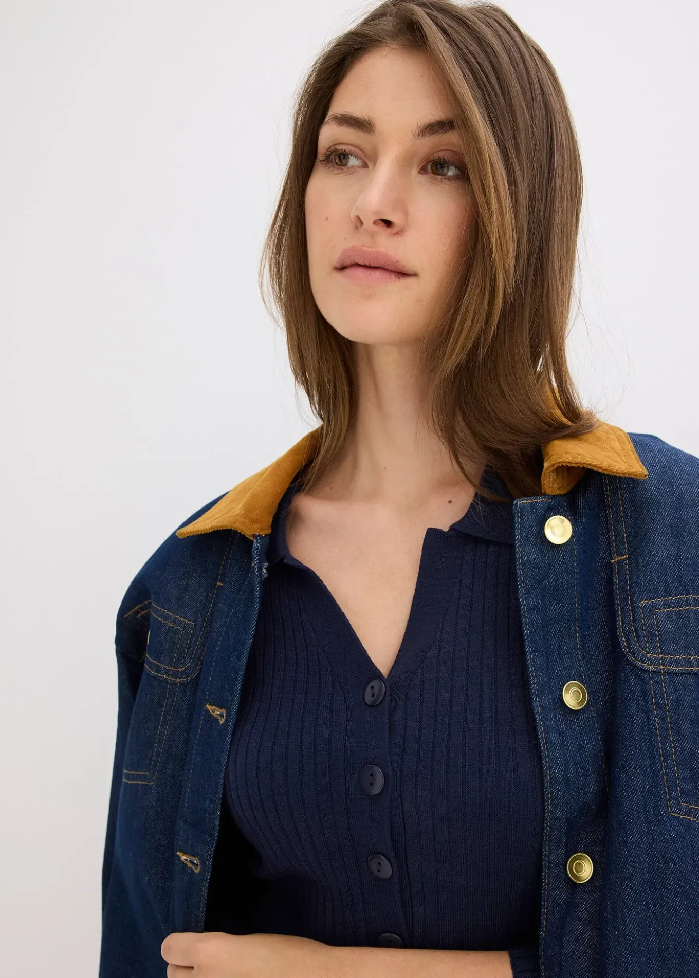 Pull doux en fine maille, viscose majoritaire