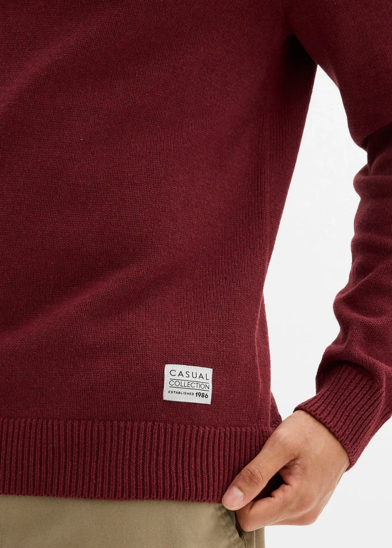 Pull en fine maille, coton recyclé majoritaire