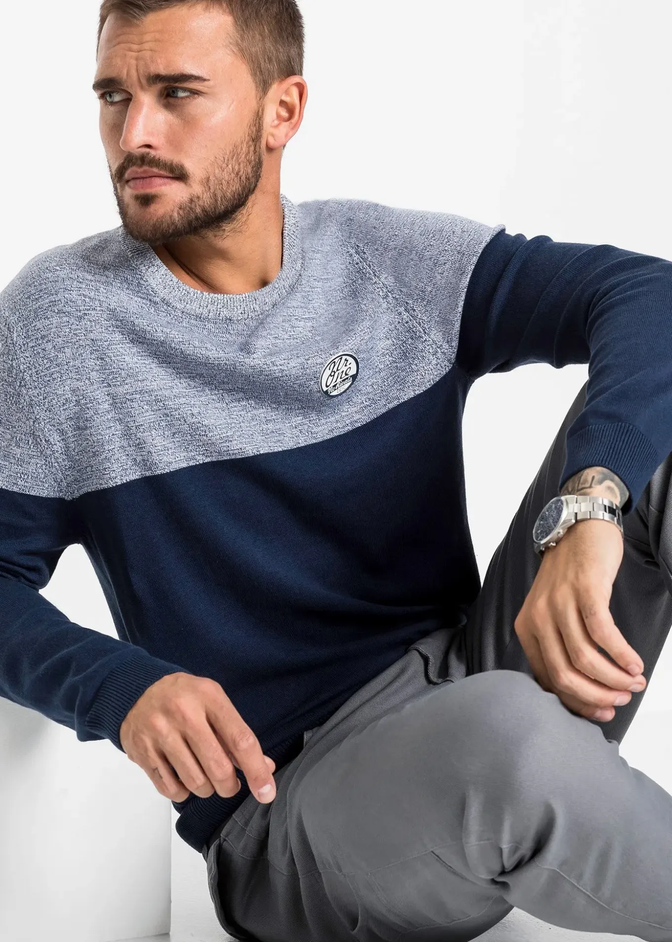 Pull en fine maille effet color block