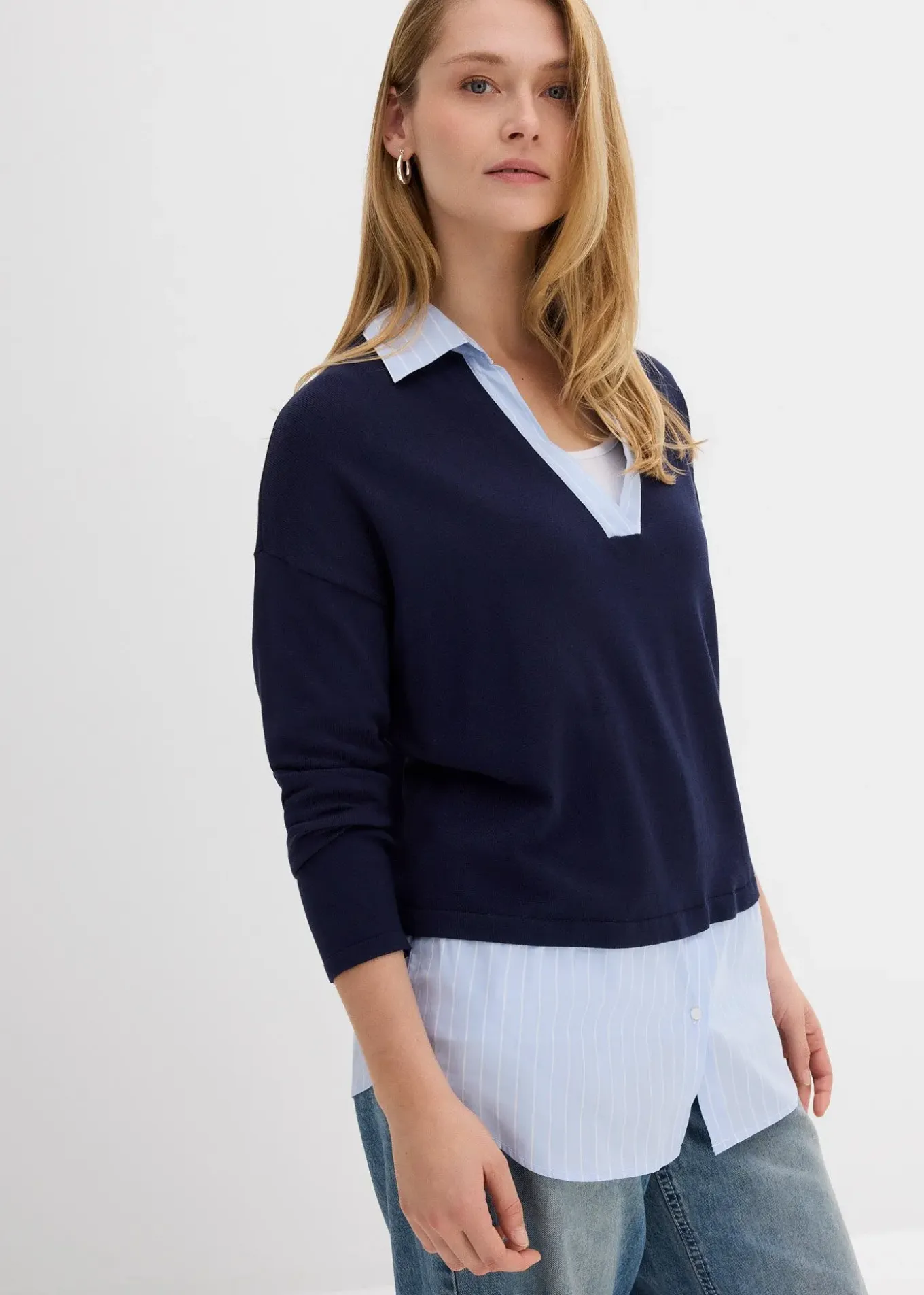 Pull en fine maille empiècement chemisier