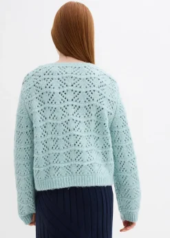 Pull en grosse maille à broderie ajourée