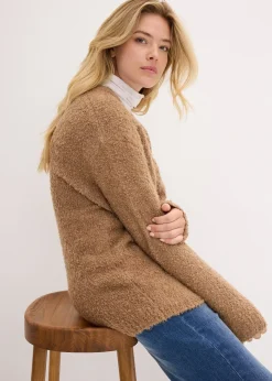 Pull en grosse maille à col en V