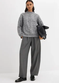 Pull en grosse maille à motif torsadé