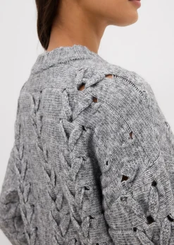 Pull en grosse maille à motif torsadé