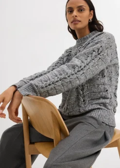 Pull en grosse maille à motif torsadé