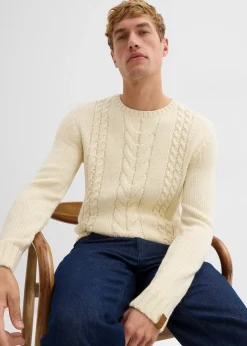 Pull en grosse maille à motif torsadé