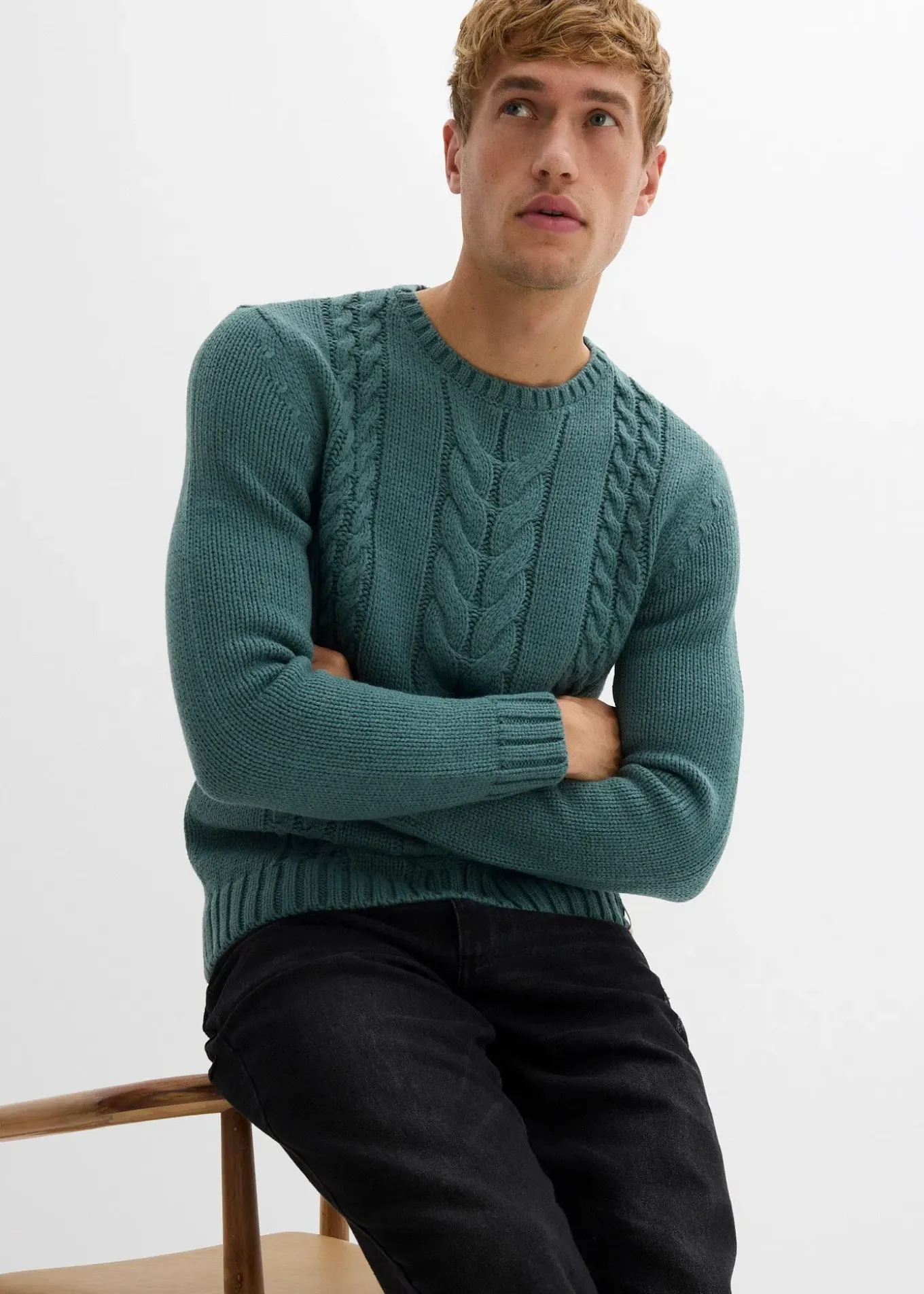 Pull en grosse maille à motif torsadé