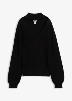 Pull en grosse maille avec découpes