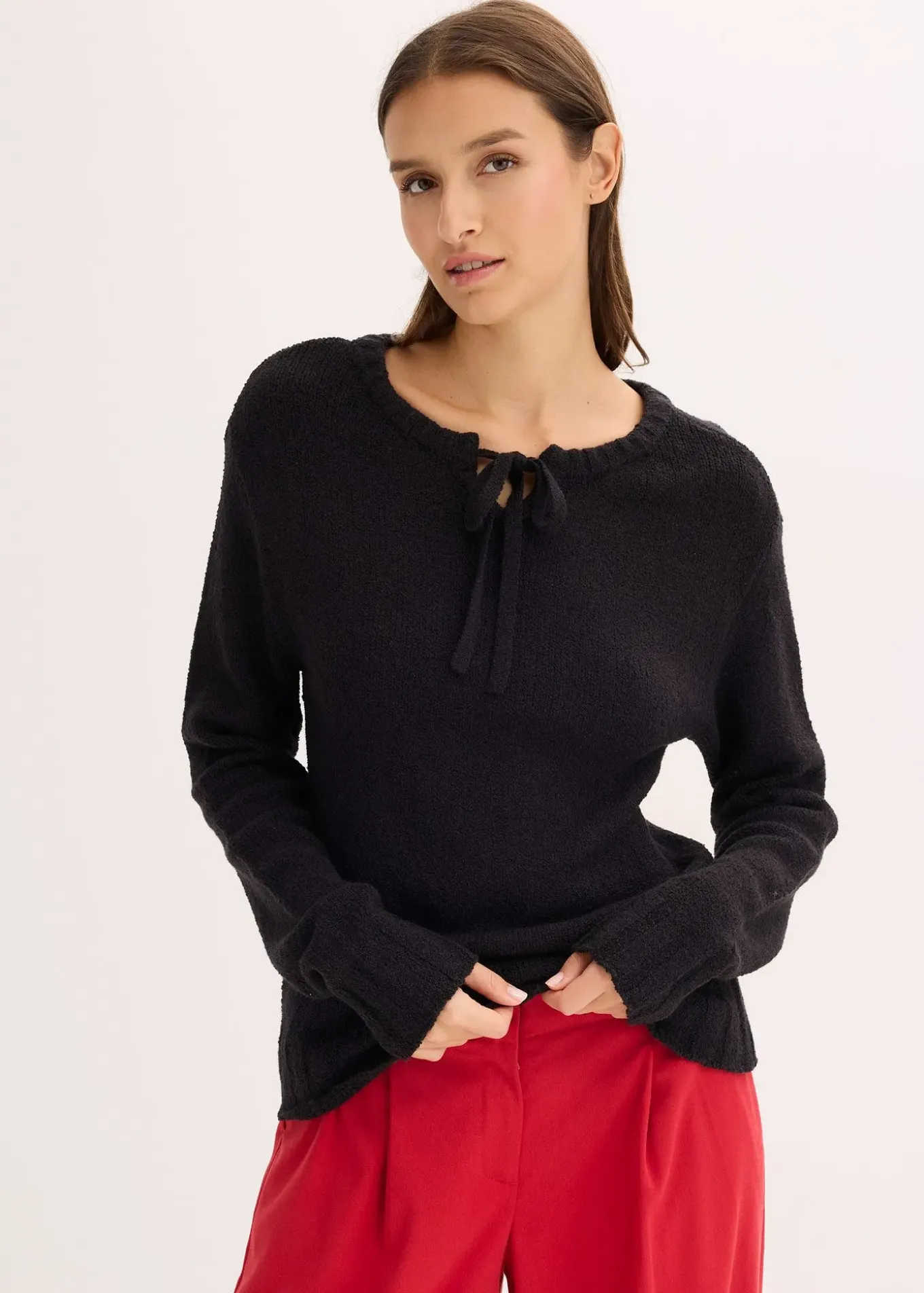 Pull en grosse maille avec lien à nouer