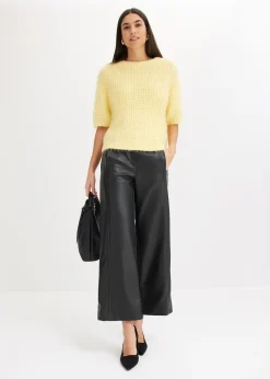 Pull en grosse maille poilue