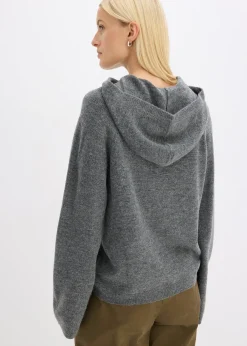 Pull en maille à capuche