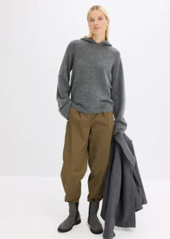 Pull en maille à capuche