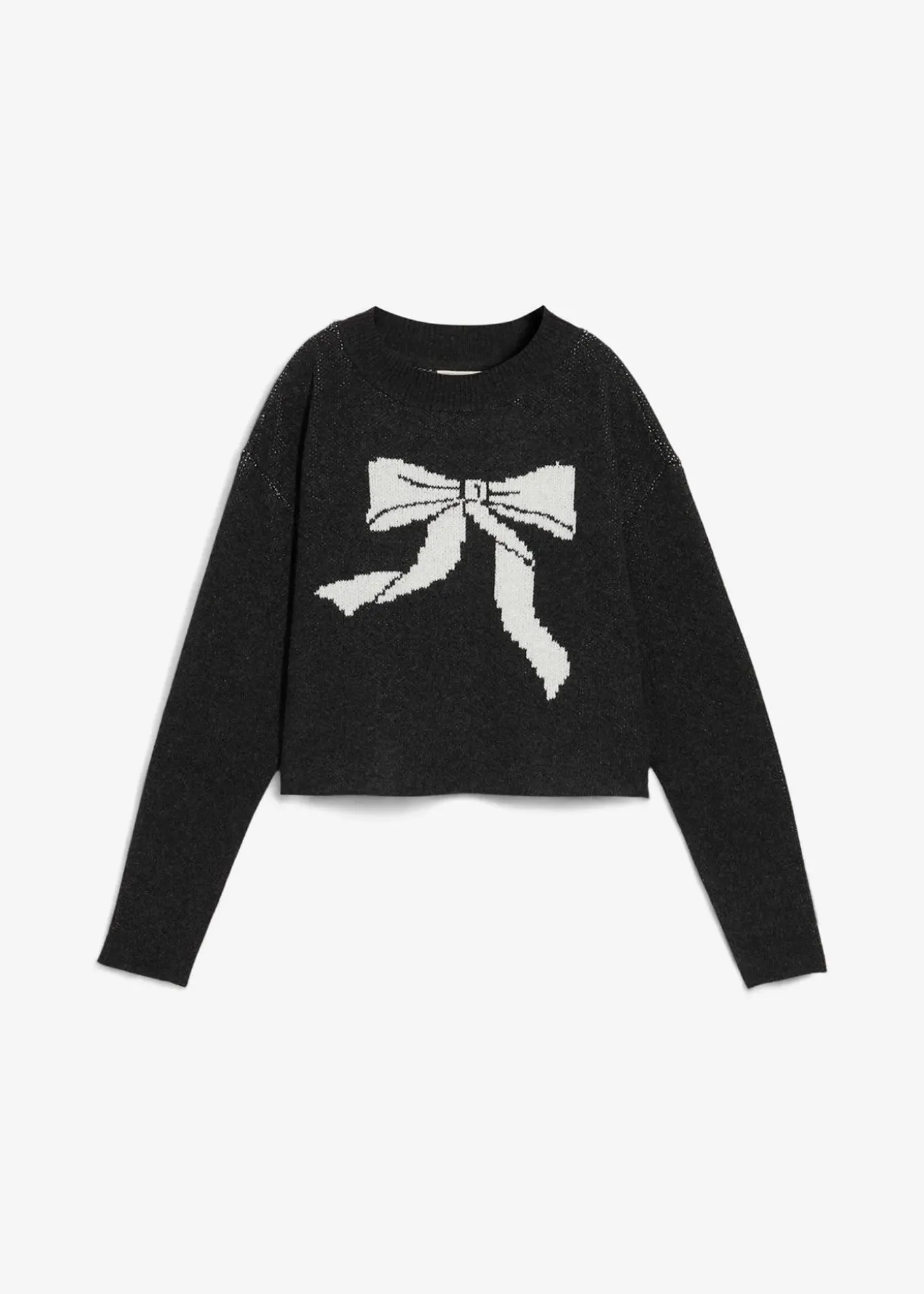 Pull en maille avec nœud