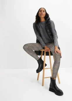 Pull en maille chinée à col rond