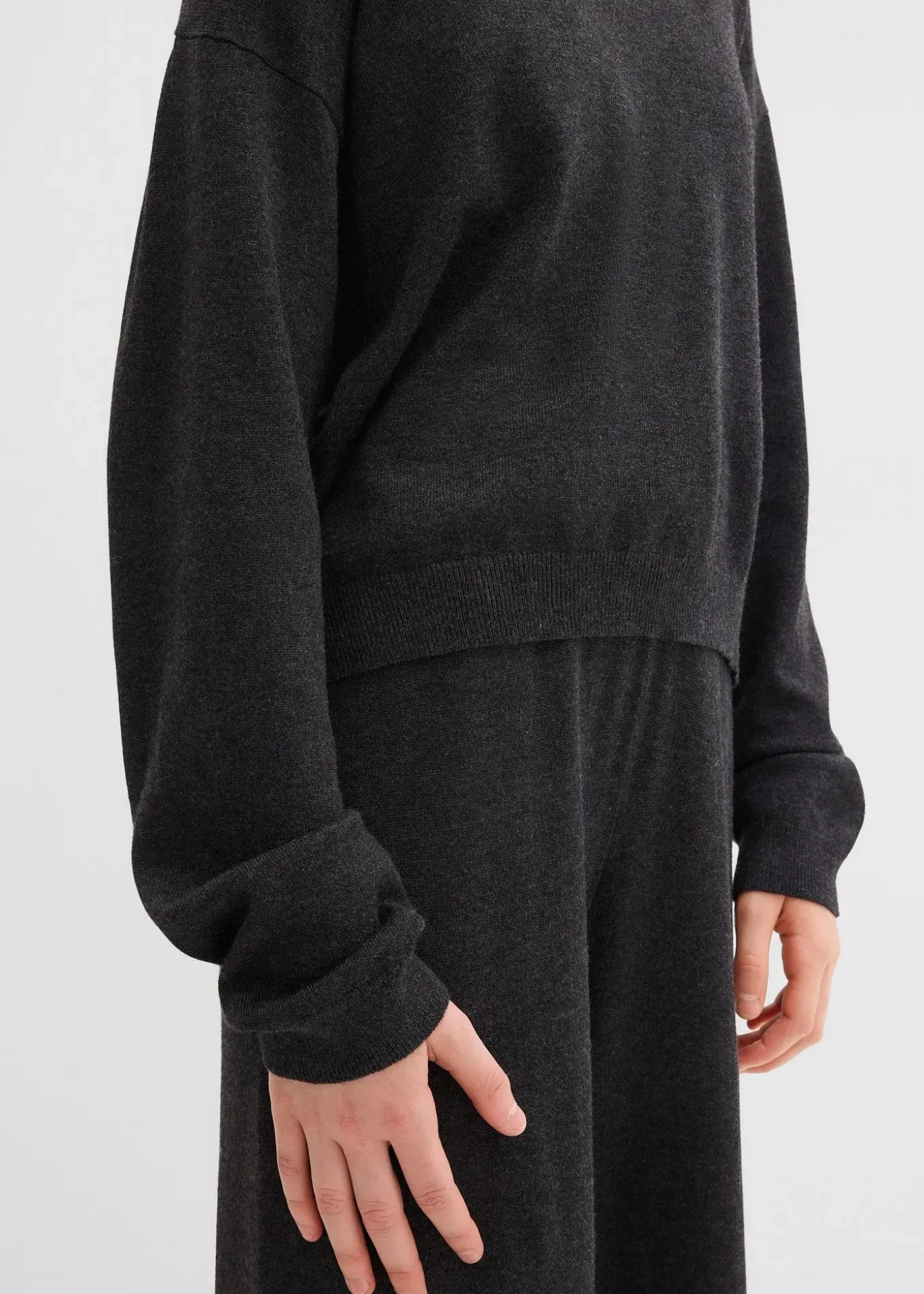 Pull et pantalon en fine maille (ens. 2 pces), viscose majoritaire