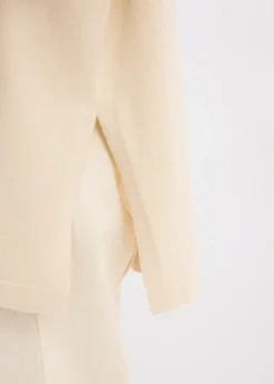 Pull forme cape en viscose mélangée