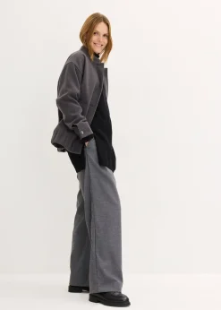 Pull long en fine maille fendu sur les côtés