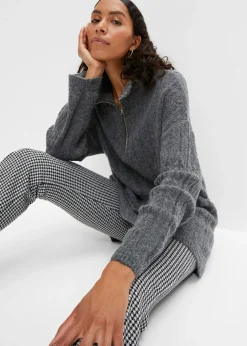 Pull long en maille torsadée