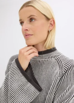 Pull oversize à col montant