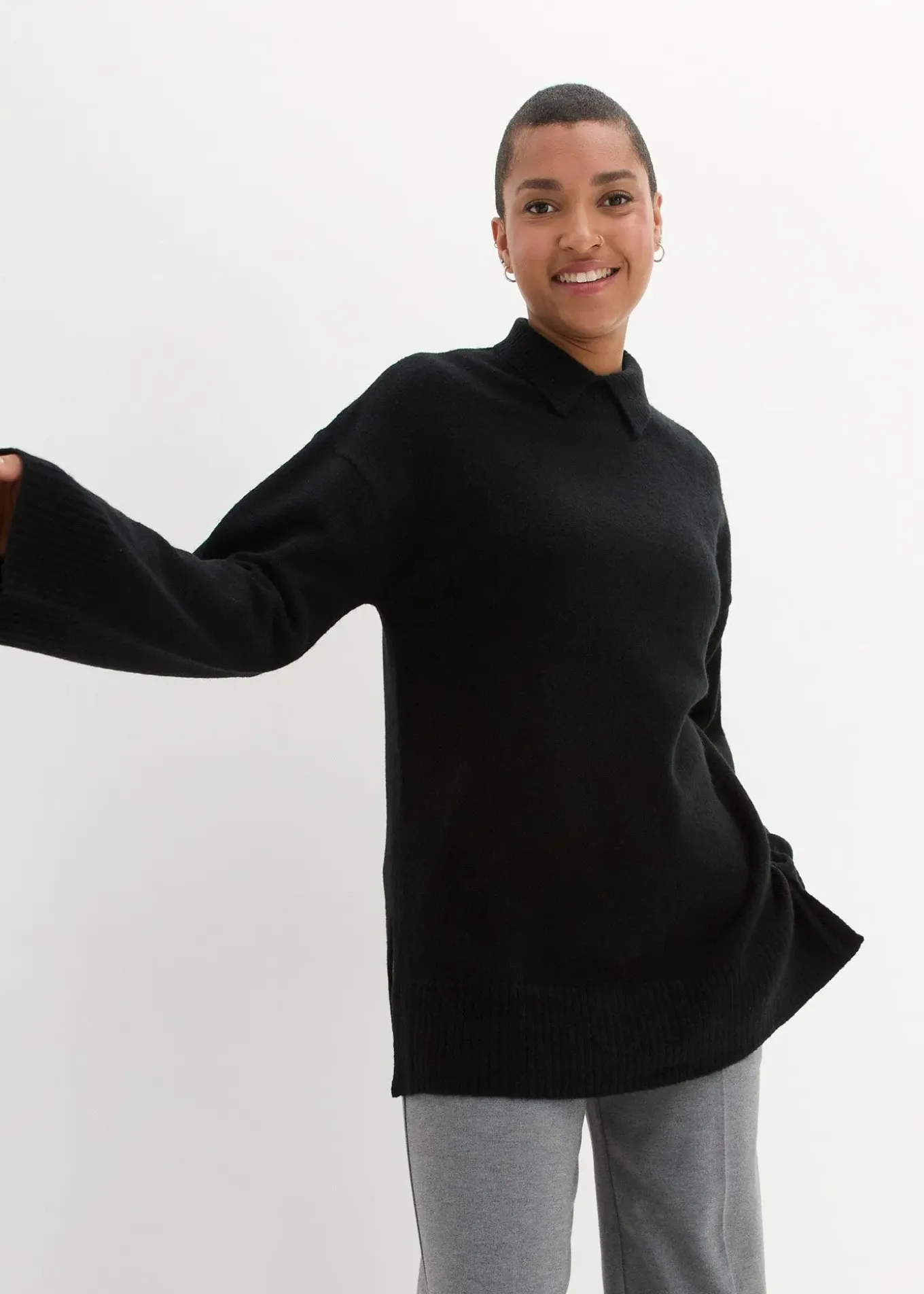 Pull oversize à col roulé ouvert et fentes latérales