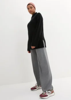 Pull oversize à col roulé ouvert et fentes latérales