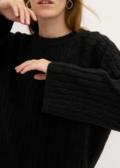 Pull oversize en maille torsadée