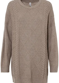 Pull oversize en maille torsadée