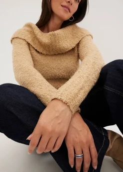 Pull épaules dénudées